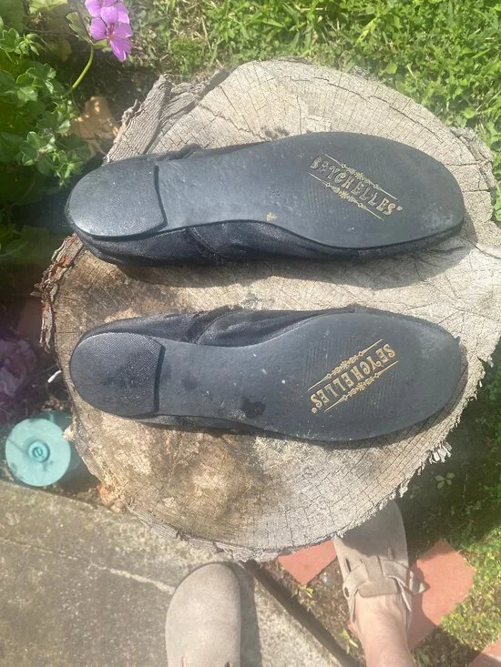 Seychelles Women's 9.5 Black Satiny Ballerina Shoes - Picture 9 of 10